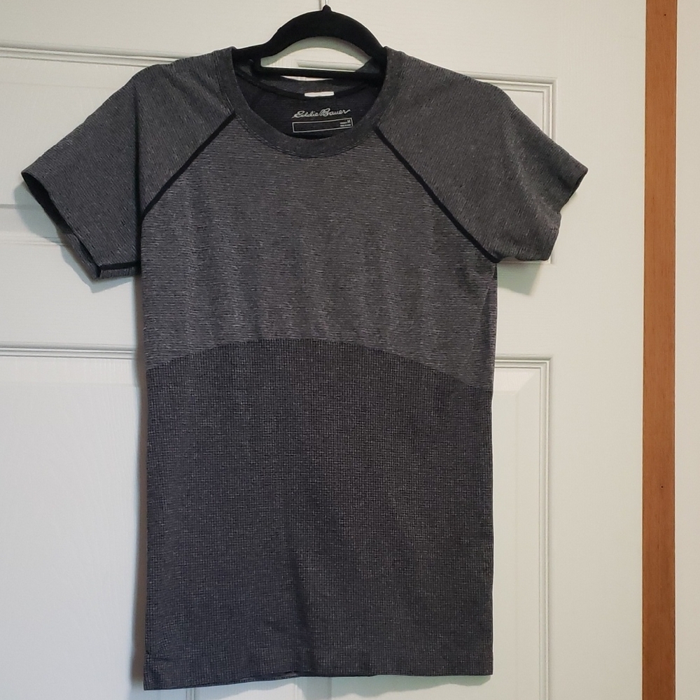 Eddie Bauer Gray Short Sleeve Tee M